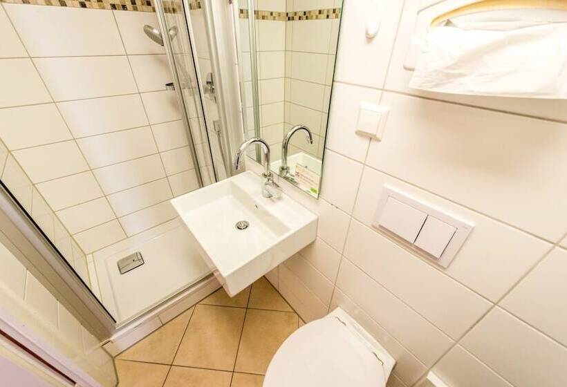 Номер Стандарт, Flair Hotel Vier Jahreszeiten