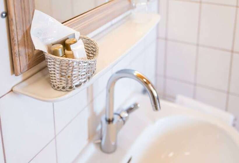 Номер Стандарт, Flair Hotel Vier Jahreszeiten