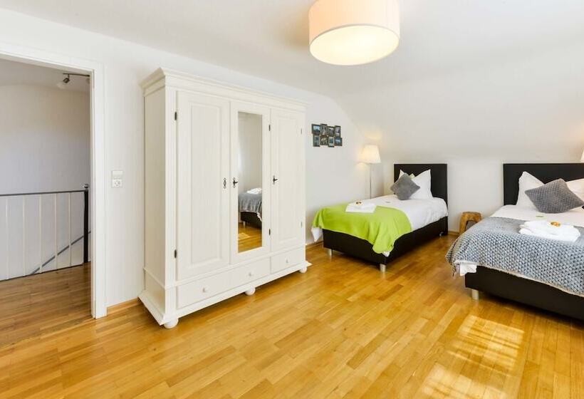 Дом 3 Спальни, Flair Hotel Vier Jahreszeiten