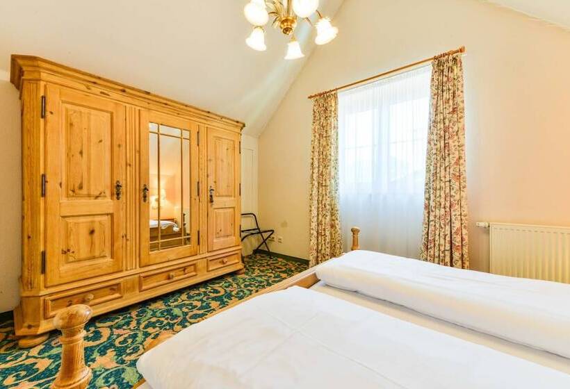 Апартаменты Superior 1 Спальня, Flair Hotel Vier Jahreszeiten