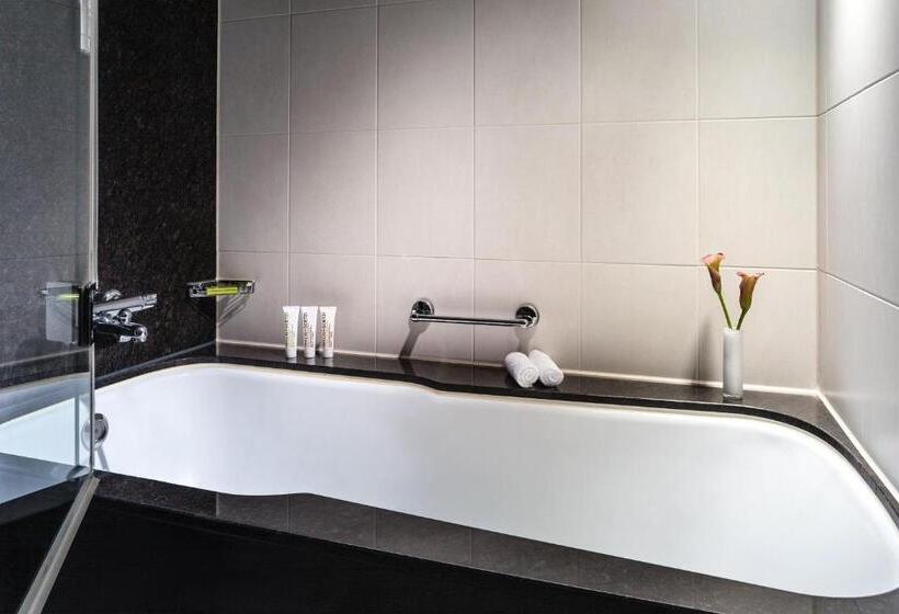 带城市景观的高级房间, Le Méridien Stuttgart