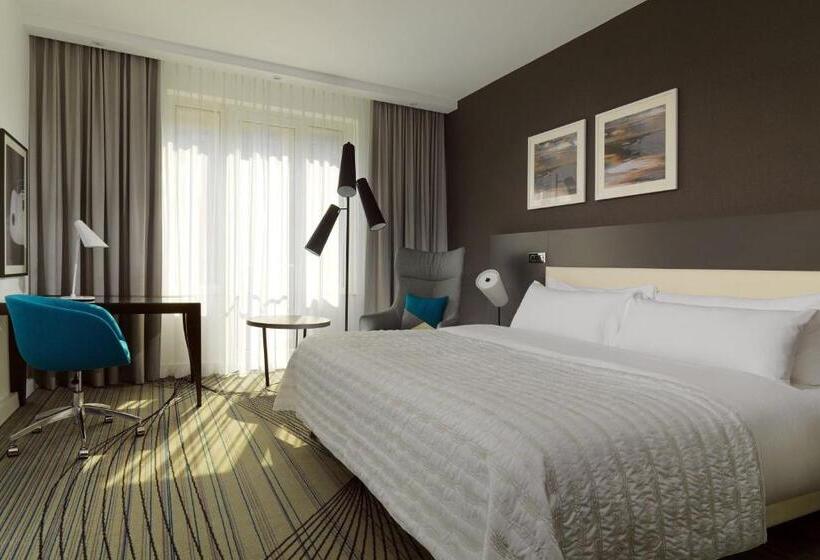 带城市景观的高级房间, Le Méridien Stuttgart