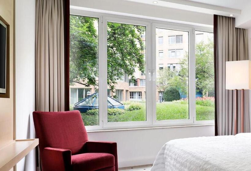 豪华园景房, Le Méridien Stuttgart