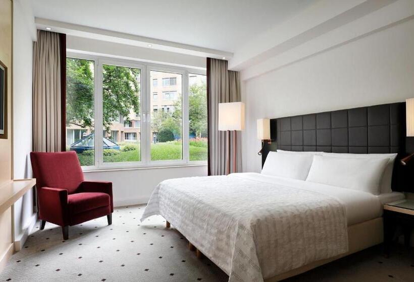 豪华园景房, Le Méridien Stuttgart