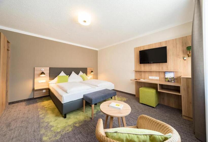 Номер Стандарт Трехместный, Pfalzhotel Asselheim