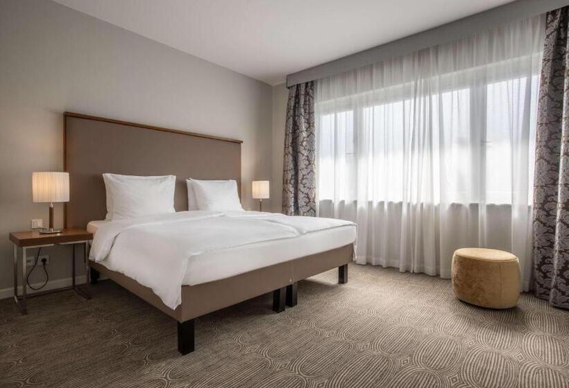 Люкс, Radisson Blu Hotel Schwarzer Bock Wiesbaden