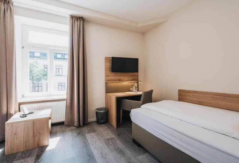 スタンダードシングルルーム, Restaurant Roemer