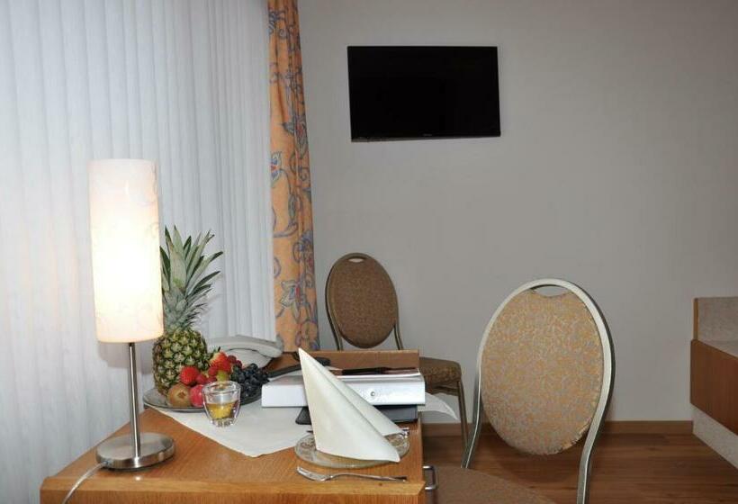 غرفة قياسية فردية, Restaurant Sonnenhof