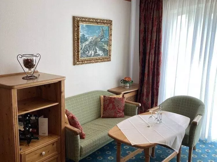 コンフォートルーム, Schloss Hotel Holzrichter