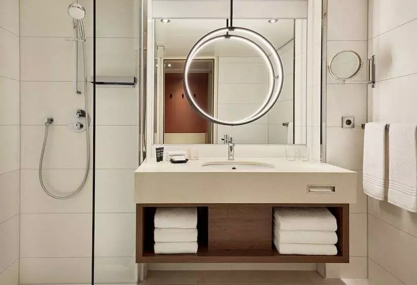 اتاق کلاب, Sheraton Frankfurt Airport Hotel & Conference Center