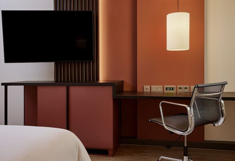 اتاق کلاب, Sheraton Frankfurt Airport Hotel & Conference Center