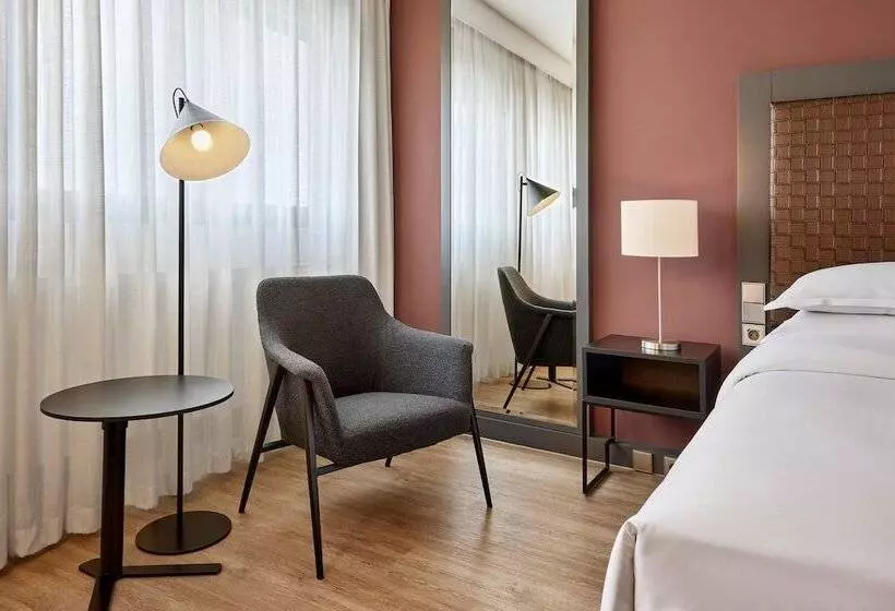 اتاق کلاب, Sheraton Frankfurt Airport Hotel & Conference Center