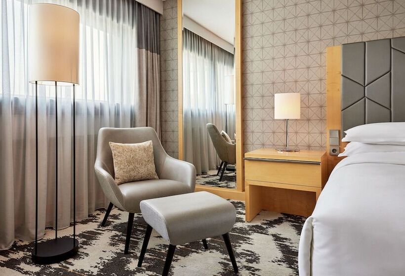 غرفة قياسية, Sheraton Frankfurt Airport Hotel & Conference Center