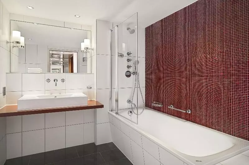 سوئیت کلاب, Sheraton Frankfurt Airport Hotel & Conference Center