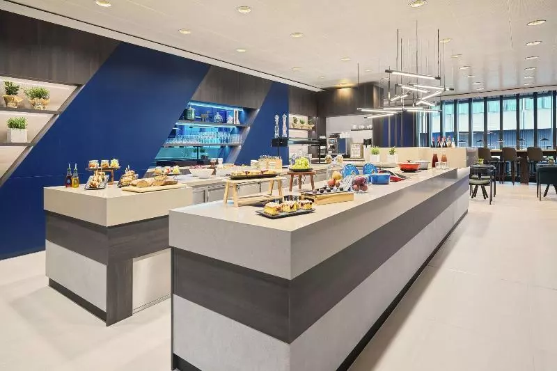 سوئیت کلاب, Sheraton Frankfurt Airport Hotel & Conference Center