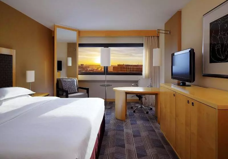 اتاق پرمیوم, Sheraton Frankfurt Airport Hotel & Conference Center
