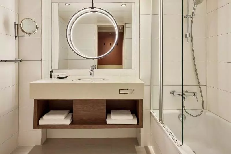 اتاق استاندارد, Sheraton Frankfurt Airport Hotel & Conference Center