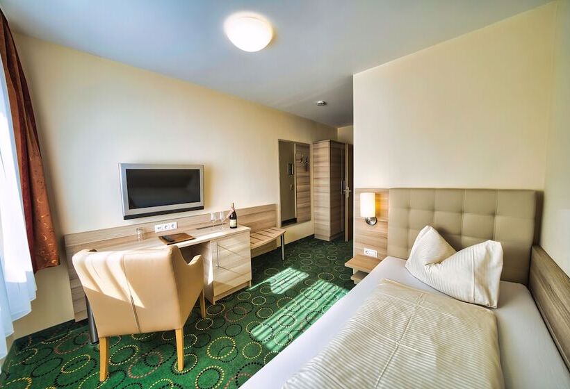 标准单人间, Tenner