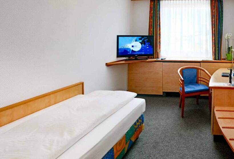 Номер Стандарт Индивидуальный, Plaza Kongresshotel Europe Stuttgart