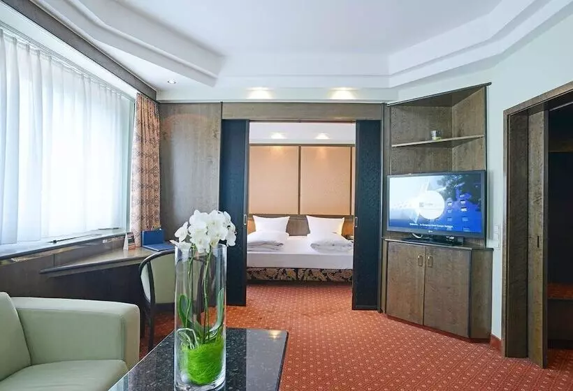 スイート, Plaza Kongresshotel Europe Stuttgart