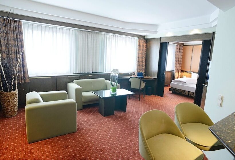 Люкс, Plaza Kongresshotel Europe Stuttgart