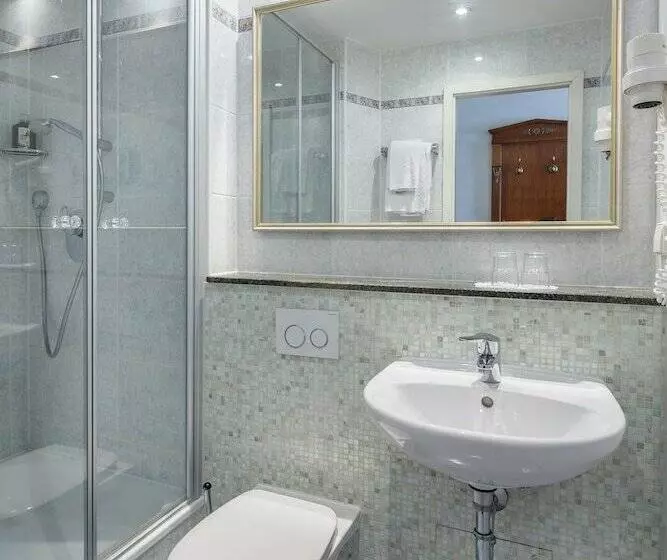 اتاق استاندارد یک نفره, Aurbacher Hof Gmbh