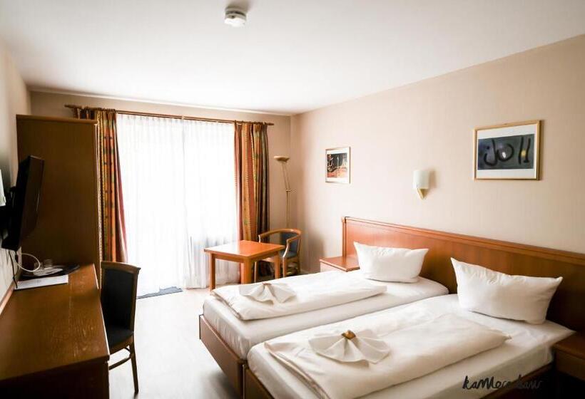 高级大房间, Blutenburg