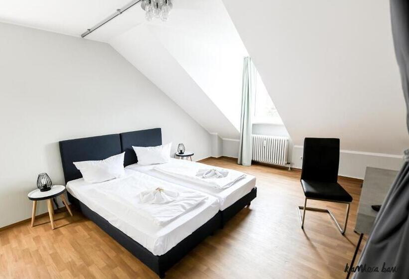 带2个卧室的公寓, Blutenburg