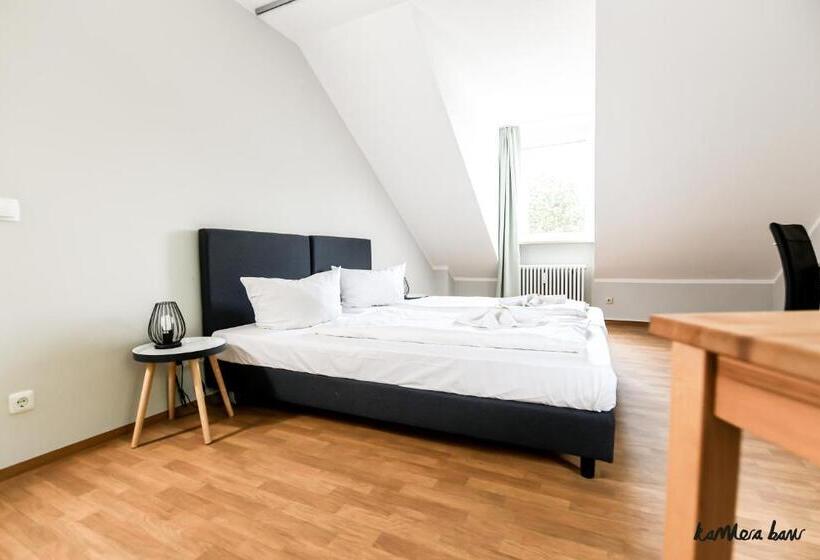 带2个卧室的公寓, Blutenburg