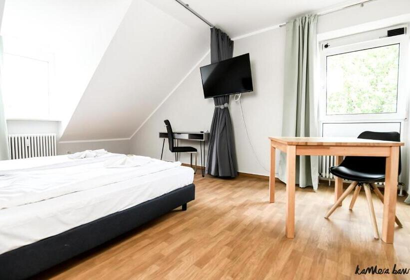 带2个卧室的公寓, Blutenburg