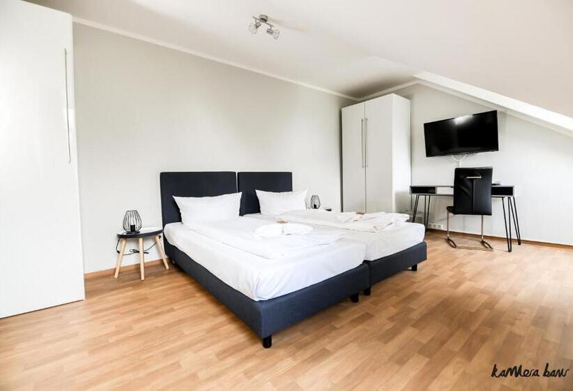 带2个卧室的公寓, Blutenburg