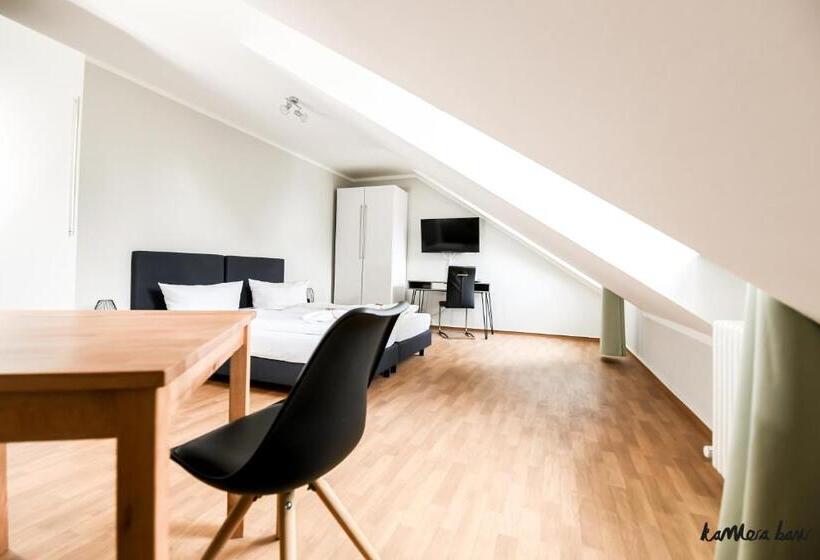 带2个卧室的公寓, Blutenburg