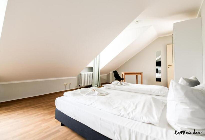 带2个卧室的公寓, Blutenburg