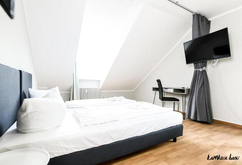 带2个卧室的公寓, Blutenburg