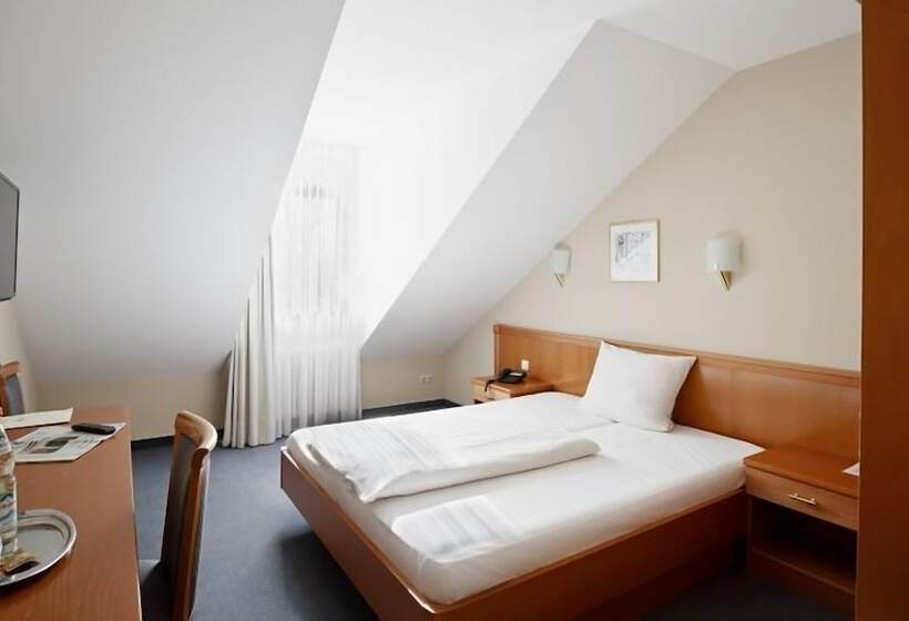 标准间, Blutenburg