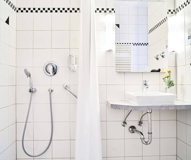 Номер Стандарт, Brunnenhof City Center