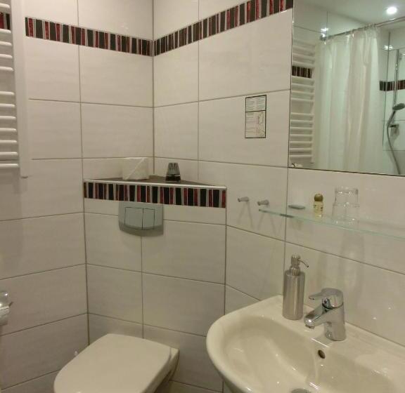 غرفة قياسية, Central Egbr