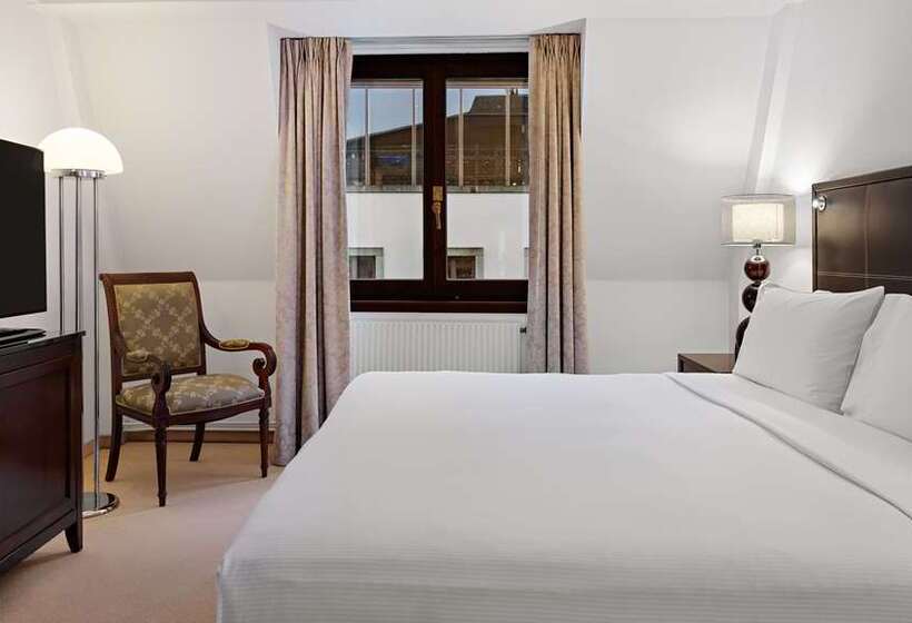Люкс Кровать Кинг, Hilton Dresden An Der Frauenkirche