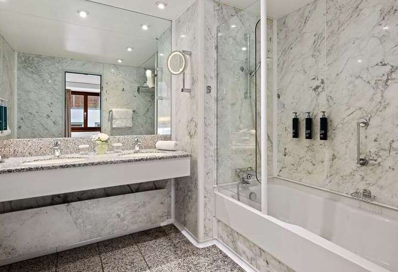 스위트 킹사이즈 침대, Hilton Dresden An Der Frauenkirche