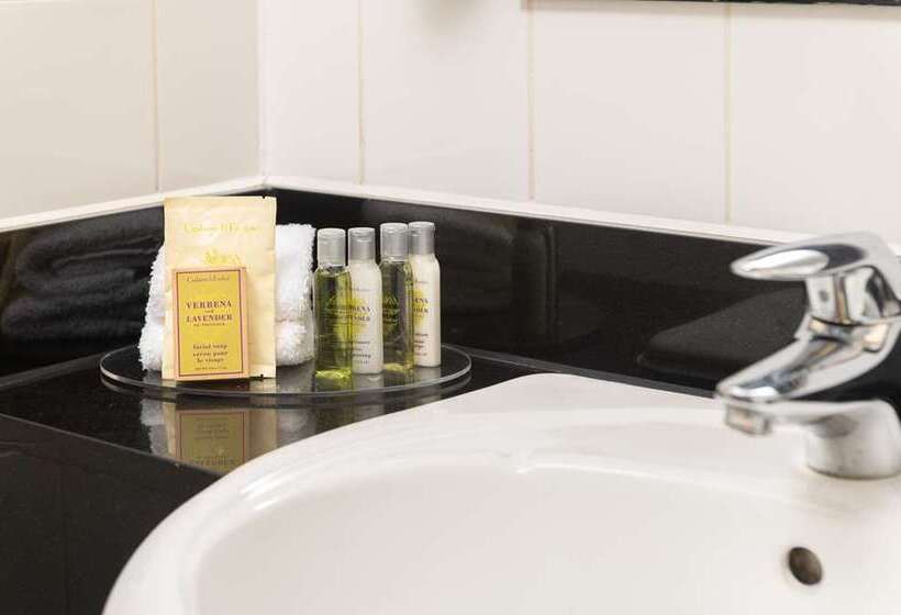Номер Deluxe, Hilton Dresden An Der Frauenkirche