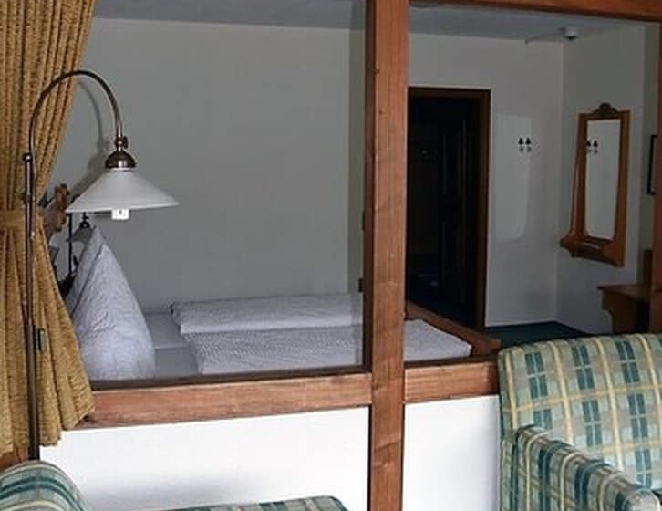 수피리어 룸, Hostel Am Schönenberg