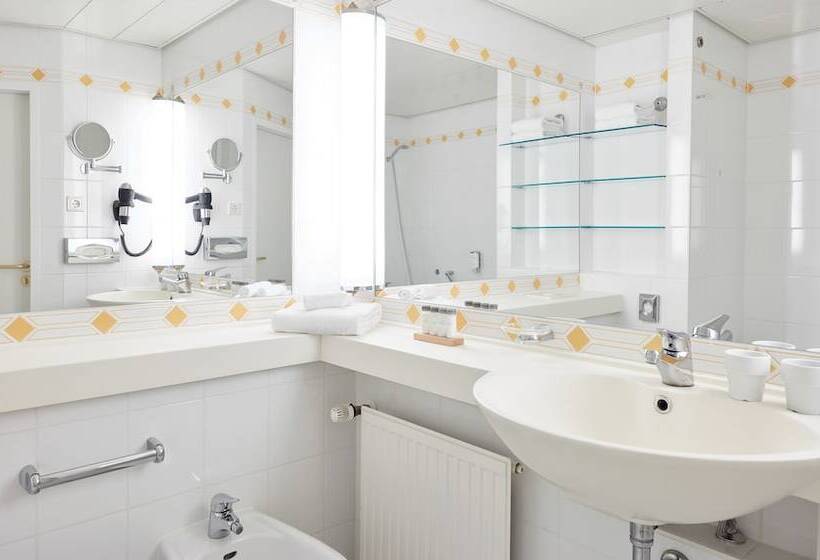 اتاق کلاس بیزنس, Living Hotel Großer Kurfürst