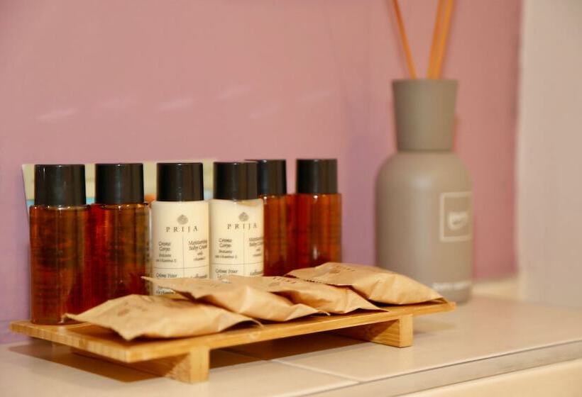 غرفة سوبيريور, New Orly