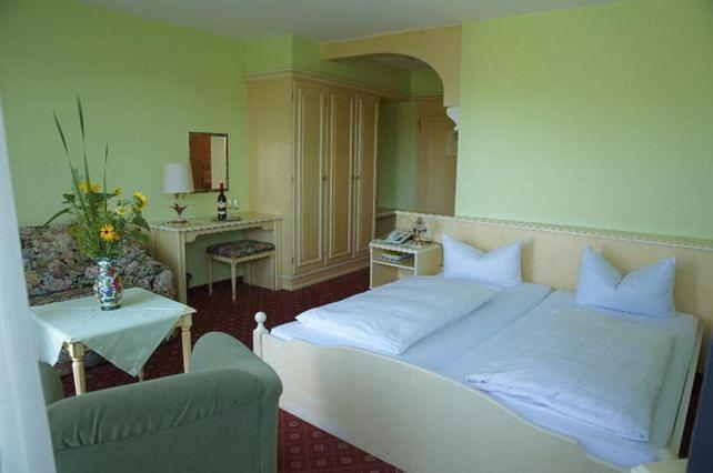 Номер Стандарт, & Restaurant Krone