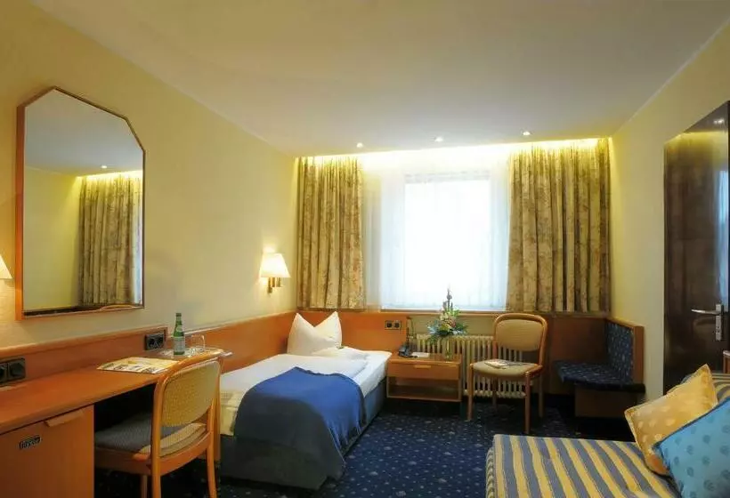 اتاق استاندارد یک نفره, Ringhotel Loew S Merkur