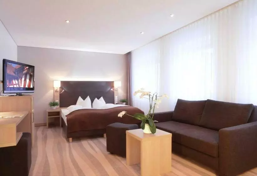 اتاق استاندارد سه نفره, Ringhotel Loew S Merkur