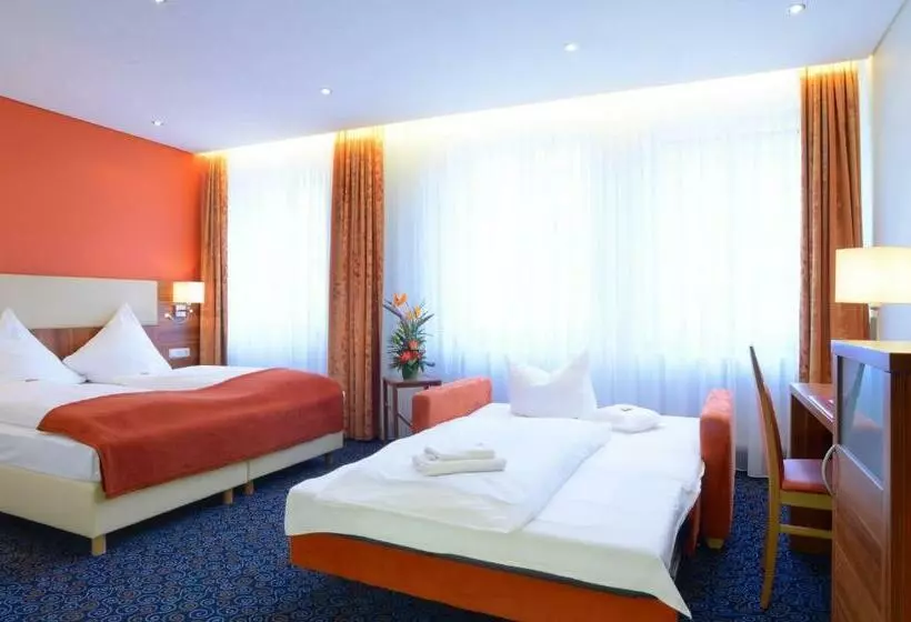 اتاق استاندارد سه نفره, Ringhotel Loew S Merkur