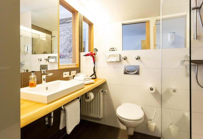 اتاق سوپریور, Ringhotel Skreuz