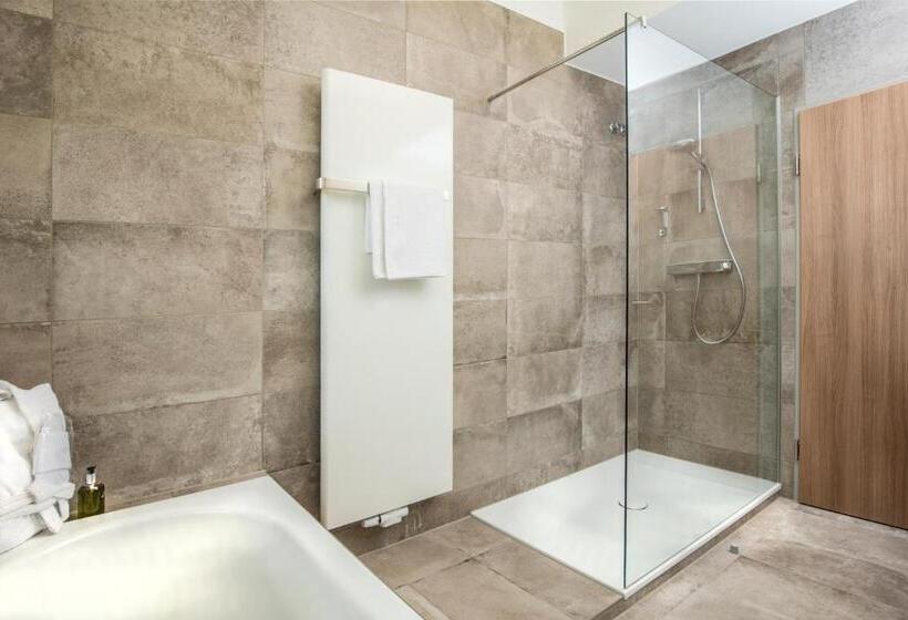 小型豪华套房, Ringhotel Skreuz