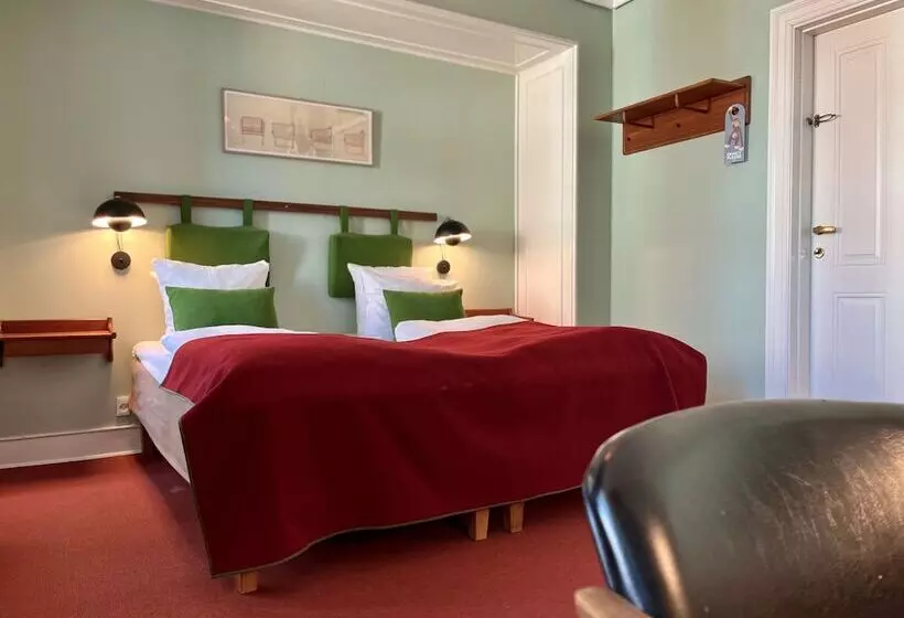 Chambre Supérieure, Alexandra